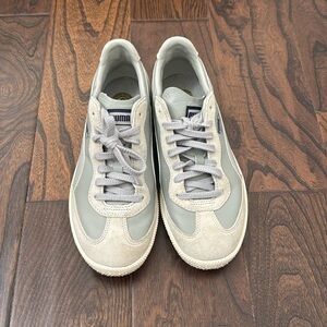 Puma Super Liga Light grey size 8